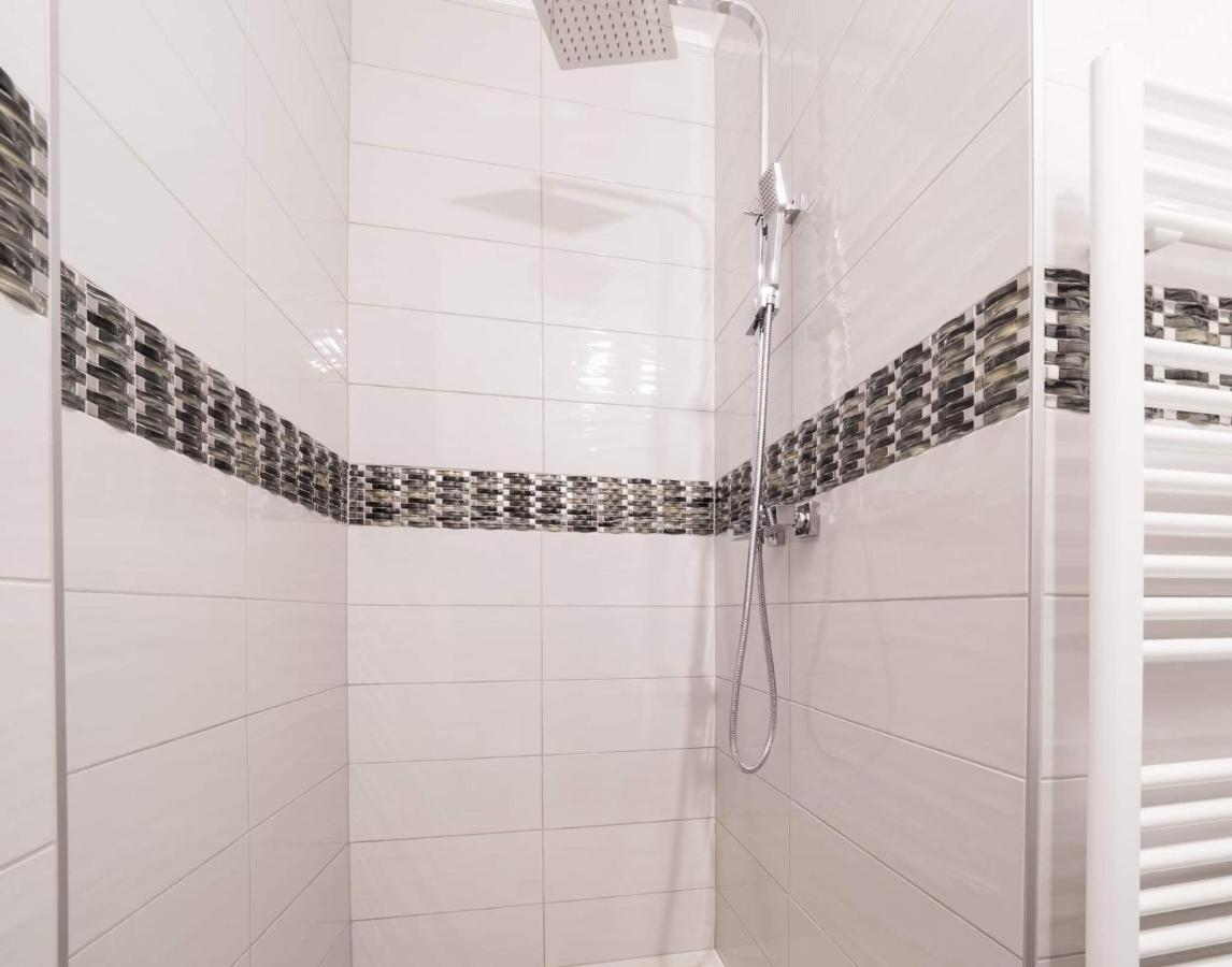 Executive Double Room With En-Suite In Guest House City Centre R4 Luxembourg Bagian luar foto