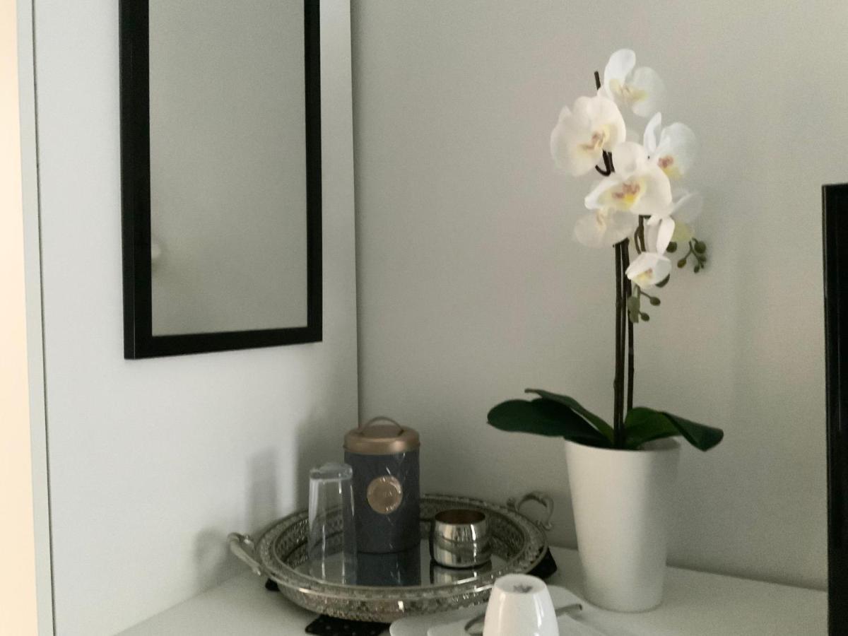 Executive Double Room With En-Suite In Guest House City Centre R4 Luxembourg Bagian luar foto